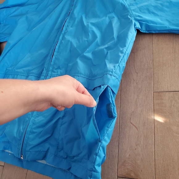 Blue hooded windbreaker size 8 - Picture 4 of 8